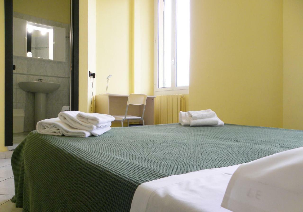 Doppel- oder Zweibettzimmer